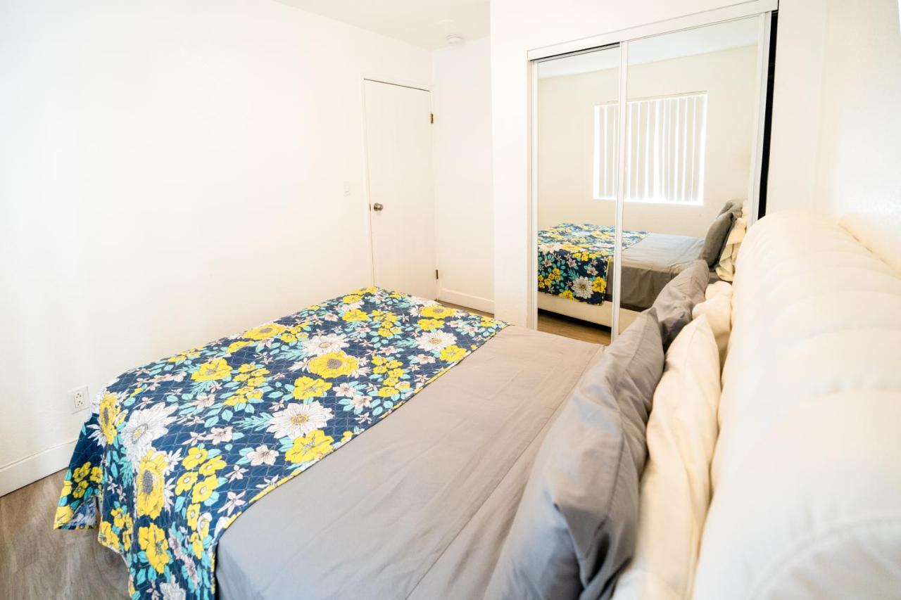 Hollywood/Koreatown 2 Bedroom With Parking ロサンゼルス エクステリア 写真
